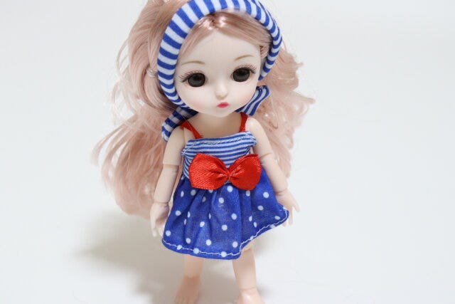 ダイソーの着せ替えゆきちゃん（ウェーブ）を着せ替える