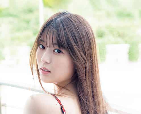 乃木坂46岩本蓮加、少女から大人への成長を収めたグラビア「blt graph.」初表紙