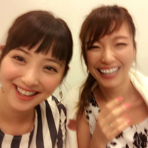 （左から）佐々木希、木下優樹菜／木下優樹菜Instagramより