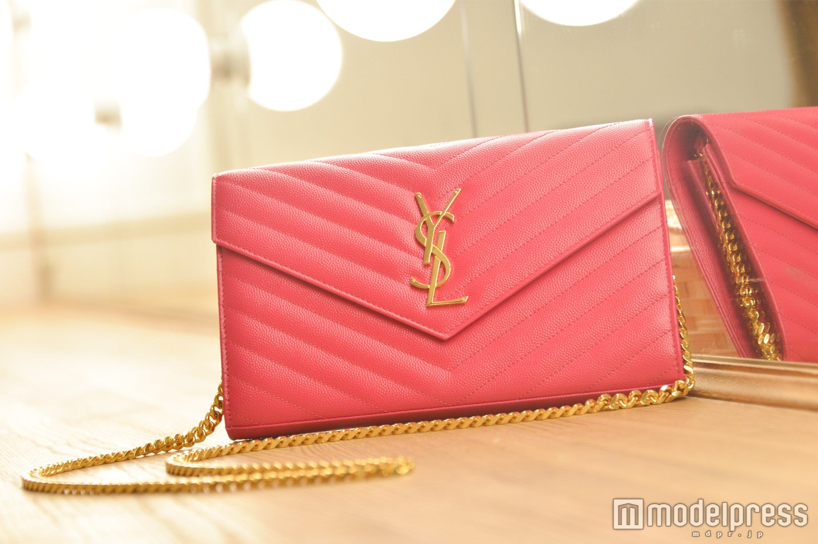 普段は持てないハイブランドを気軽に使えるのが嬉しい（C）モデルプレス