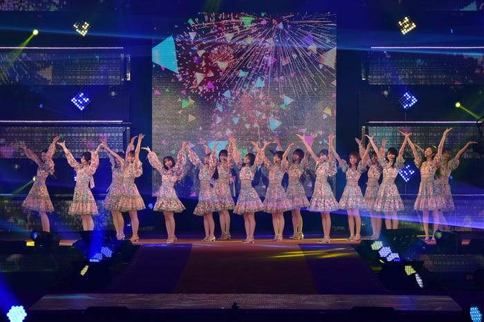 乃木坂46(C)Rakuten GirlsAward 2022 A/W