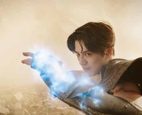 新田真剣佑、超絶アクションの舞台裏映像公開<聖闘士星矢 The Beginning>