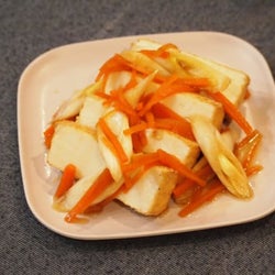 簡単 もう一品 ネギたっぷり乗せた厚揚げアレンジレシピ モデルプレス