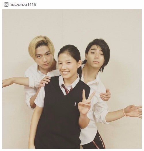 仰げば尊し 真剣佑 村上虹郎 E Girls石井杏奈 幼なじみ 3ショットに羨望の声 モデルプレス