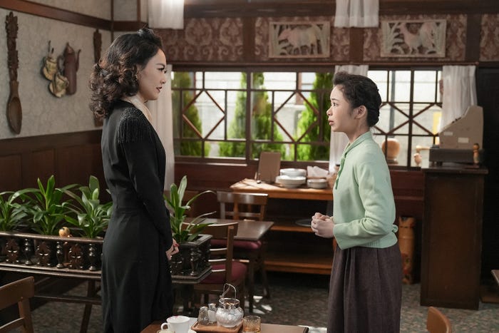 菊地凛子、趣里「ブギウギ」第112話(C)NHK