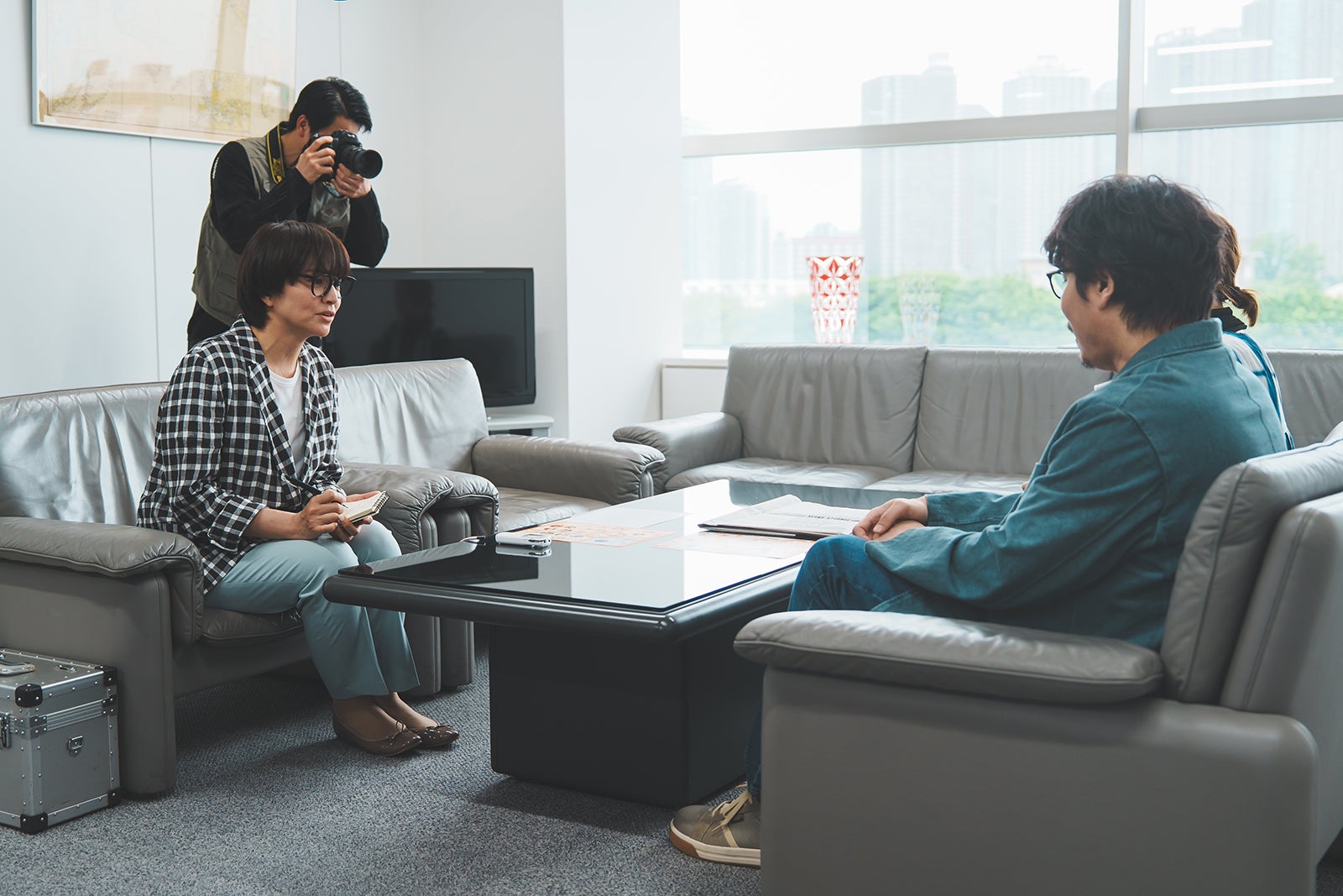 小澤征悦「こんばんは、朝山家です。」第1話（C）ABCテレビ