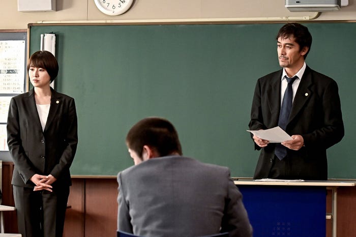 長澤まさみ、細田佳央太、阿部寛「ドラゴン桜」第6話より(C)TBS
