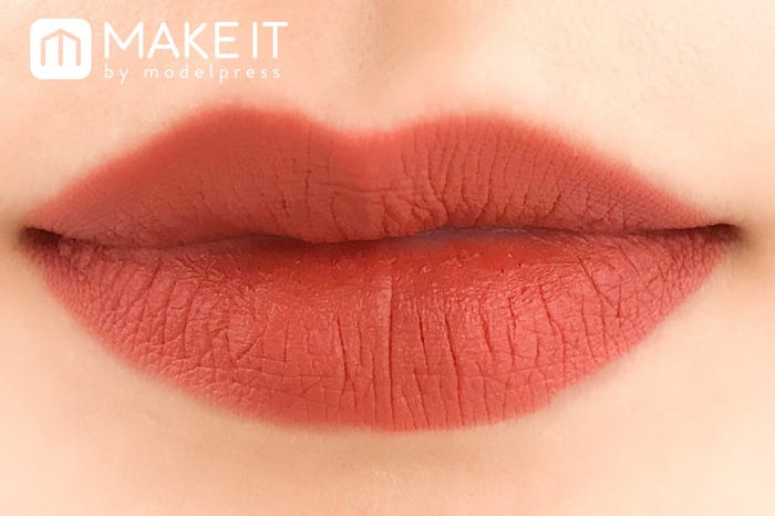 ルージュ アンリミテッド アンプリファイド マット/AM BR 784使用 (C)メイクイット