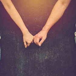 彼と一緒にいたい! 幸せな恋愛を手にするために手放したほうがいいこと
