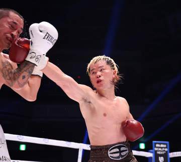 那須川天心が涙の復活星！「勝つってこんなに嬉しいんですね」元世界2階級制覇のエストラダを9回TKO撃破 井上拓真戦での初黒星から5カ月、手にした勝利に感極まる 拓真－井岡戦の勝者への挑戦権獲得「必ずリベンジ」