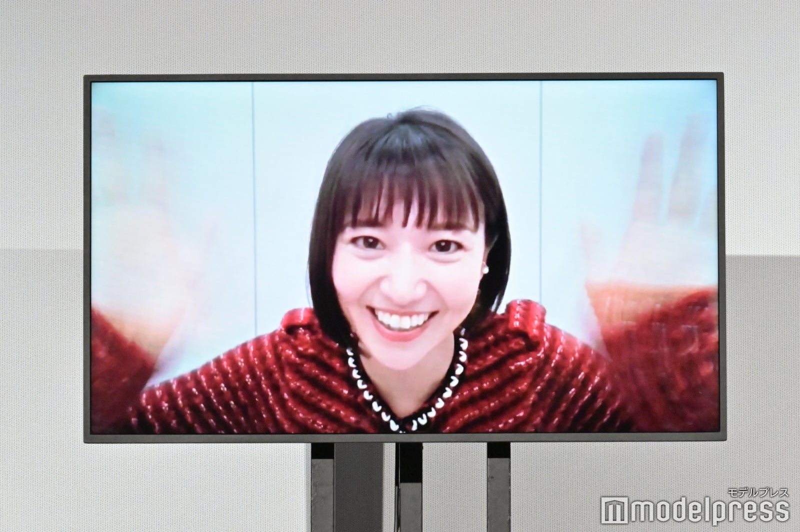 リモートで参加した大島優子 （C）モデルプレス