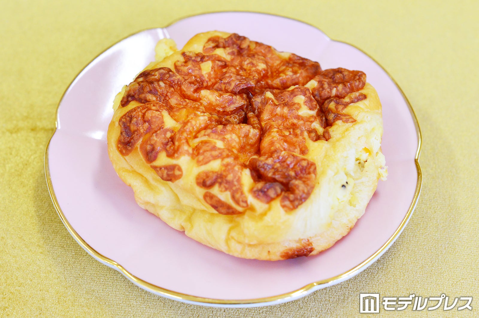 も～っちり食感チーズパン（C）モデルプレス