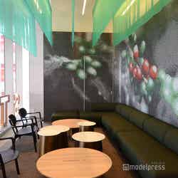 スターバックスコーヒー東急歌舞伎町タワー店(C)モデルプレス