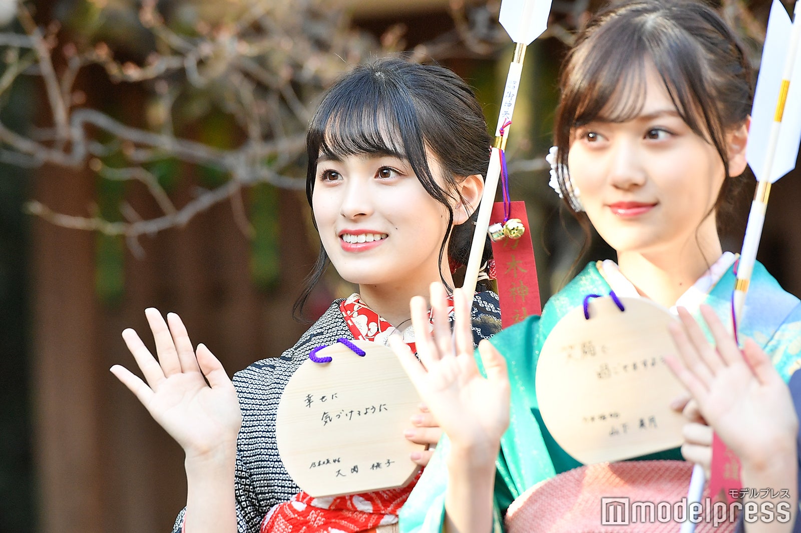 大園桃子、山下美月（C）モデルプレス