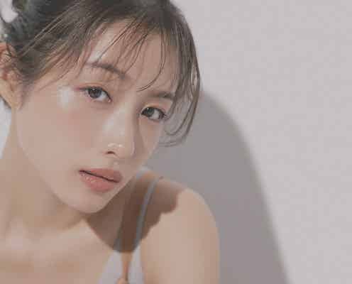 石原さとみ、綾野剛との文通明かす 肌見せスタイルで「BAILA」初表紙
