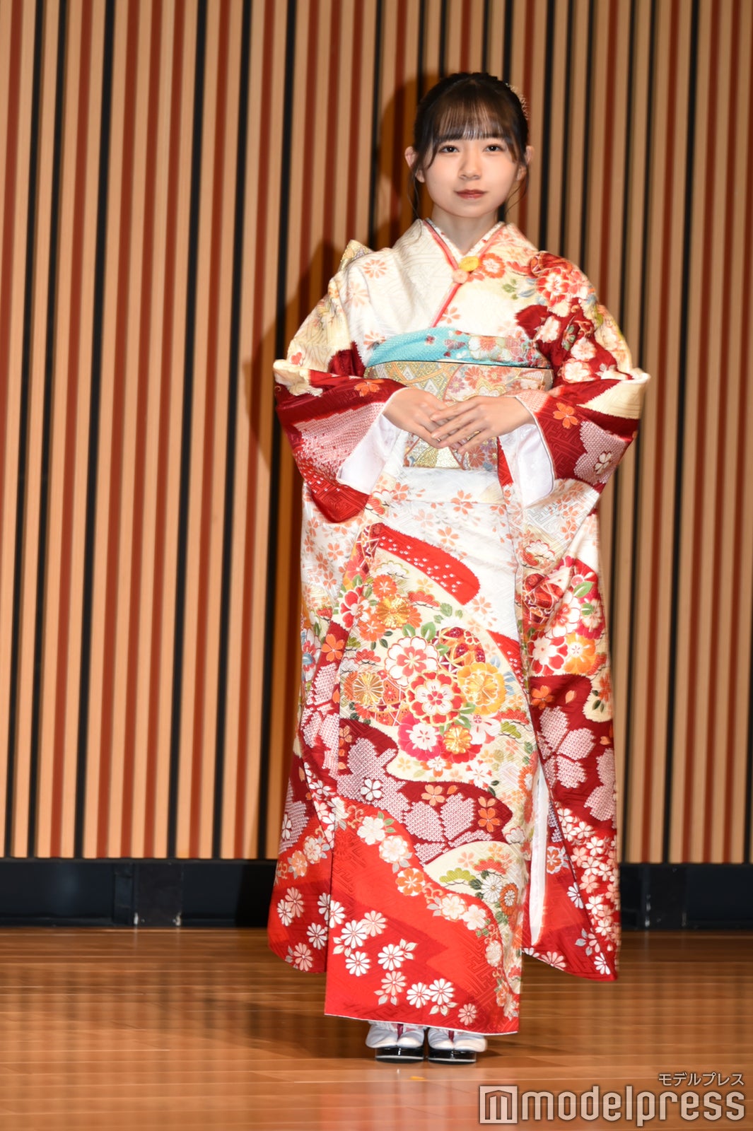 石綿星南 （C）モデルプレス