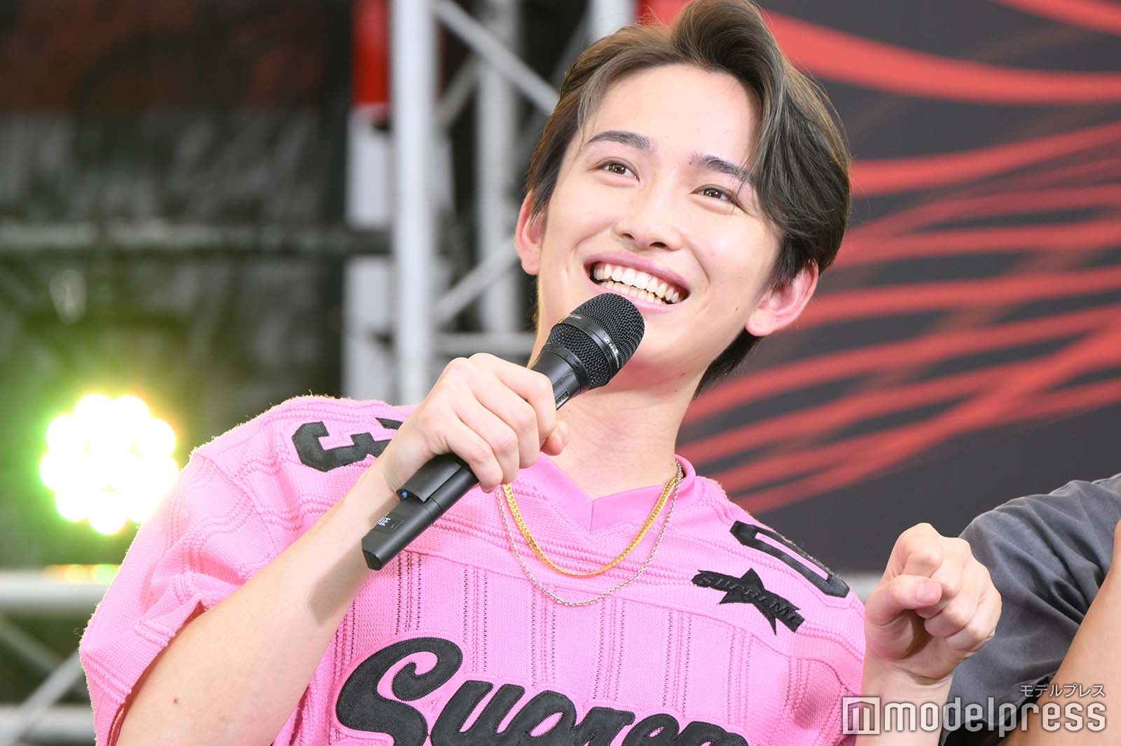 石山順征（C）モデルプレス