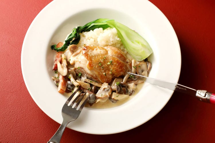 クリスマスに作りたい 時短 失敗しない 鶏もも肉のクリーム煮 簡単オシャレな肉料理 2 モデルプレス クリスマスに作りたい 時短 失敗しない 鶏もも肉のクリーム煮 簡単オシャレな肉料理 2 モデルプレス