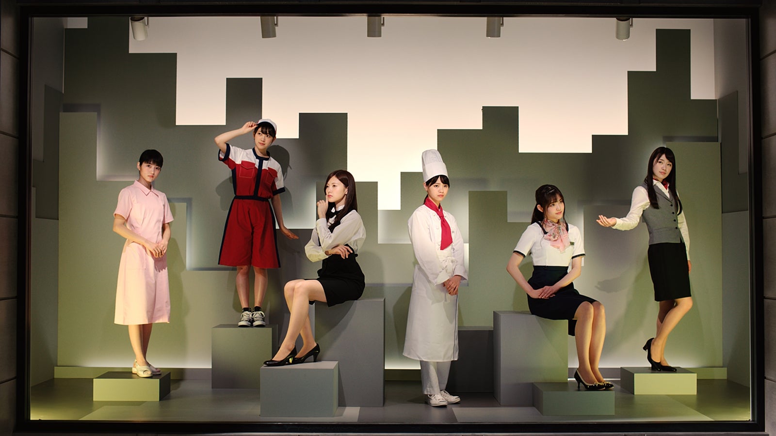 乃木坂46・CMカット「かわいい制服」編／提供写真