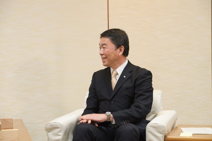 村井嘉浩・宮城県知事 (提供写真)