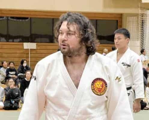 ウルフ・アロン 新日柔道着を初披露 EVIL対策に自信「大外刈りで負けたことがないので大丈夫」