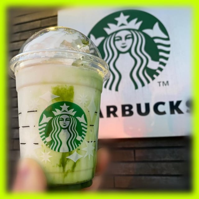 スタバの抹茶×抹茶ホワイトチョコレートフラペチーノ