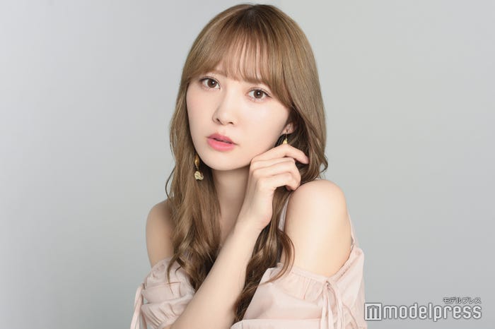 加藤史帆(日向坂46)(C)モデルプレス