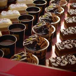 ミニストップの新CMハピリッチスイーツ「ハッピースプーン篇」