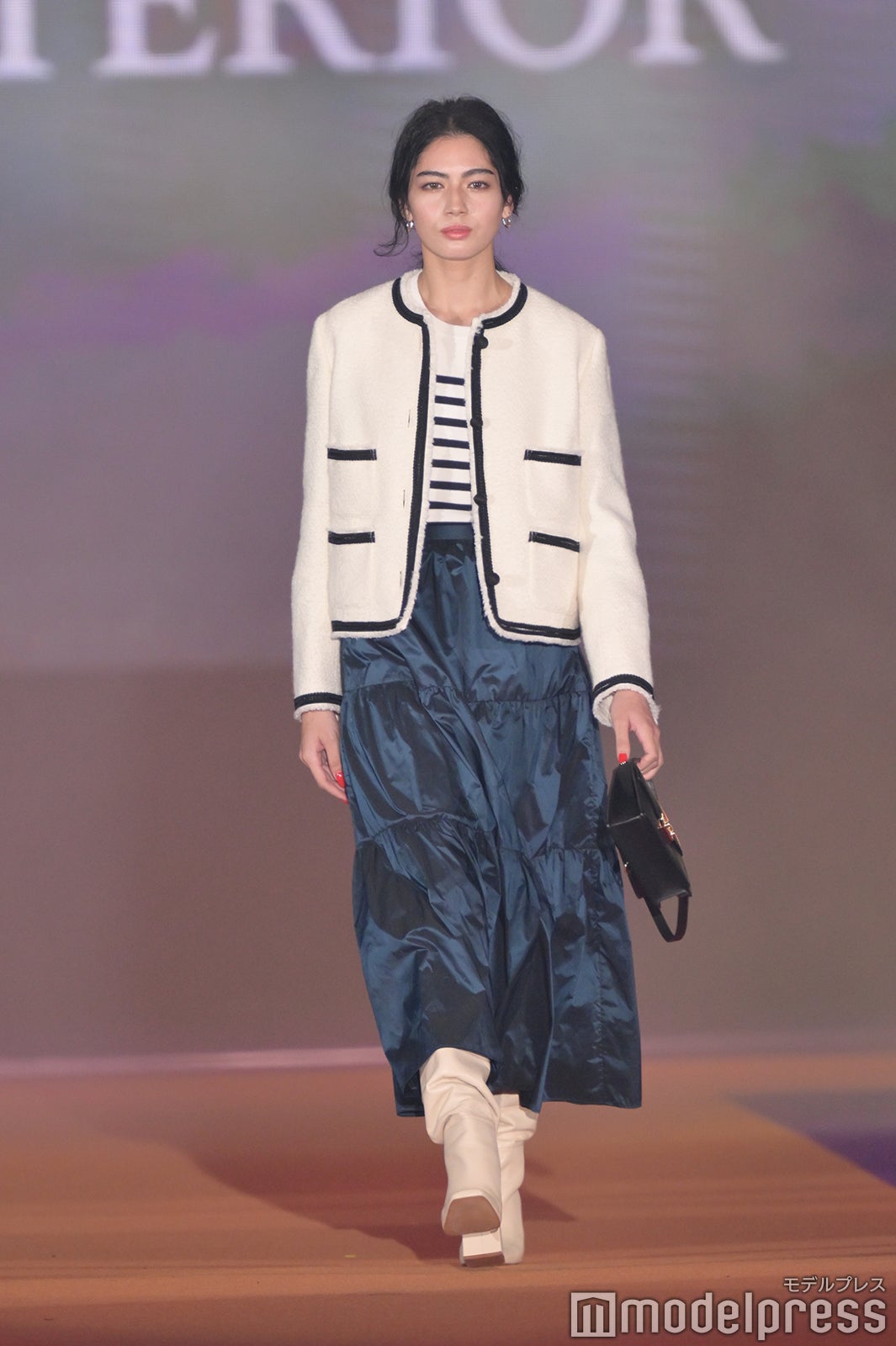 （C）モデルプレス