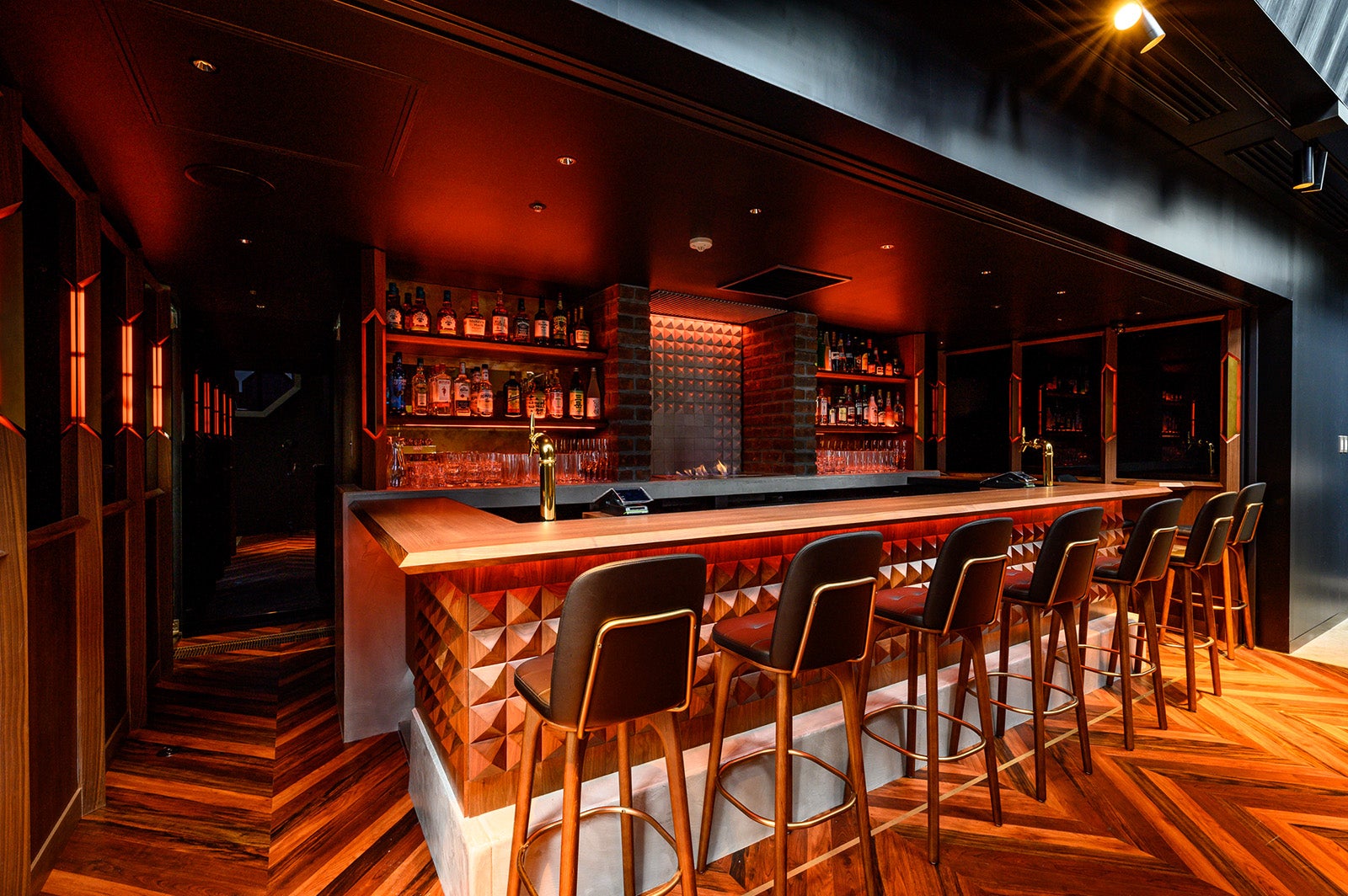 RAISE店内写真（提供写真）