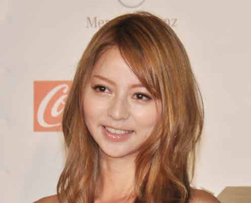 <速報>香里奈、純白ミニドレスで美脚披露!「MTV VMAJ」レッドカーペット