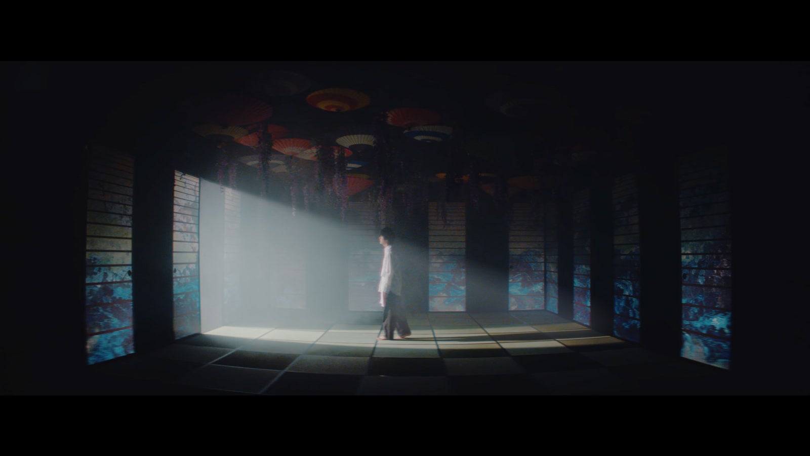 Aimer「朝が来る」MVより （提供写真）