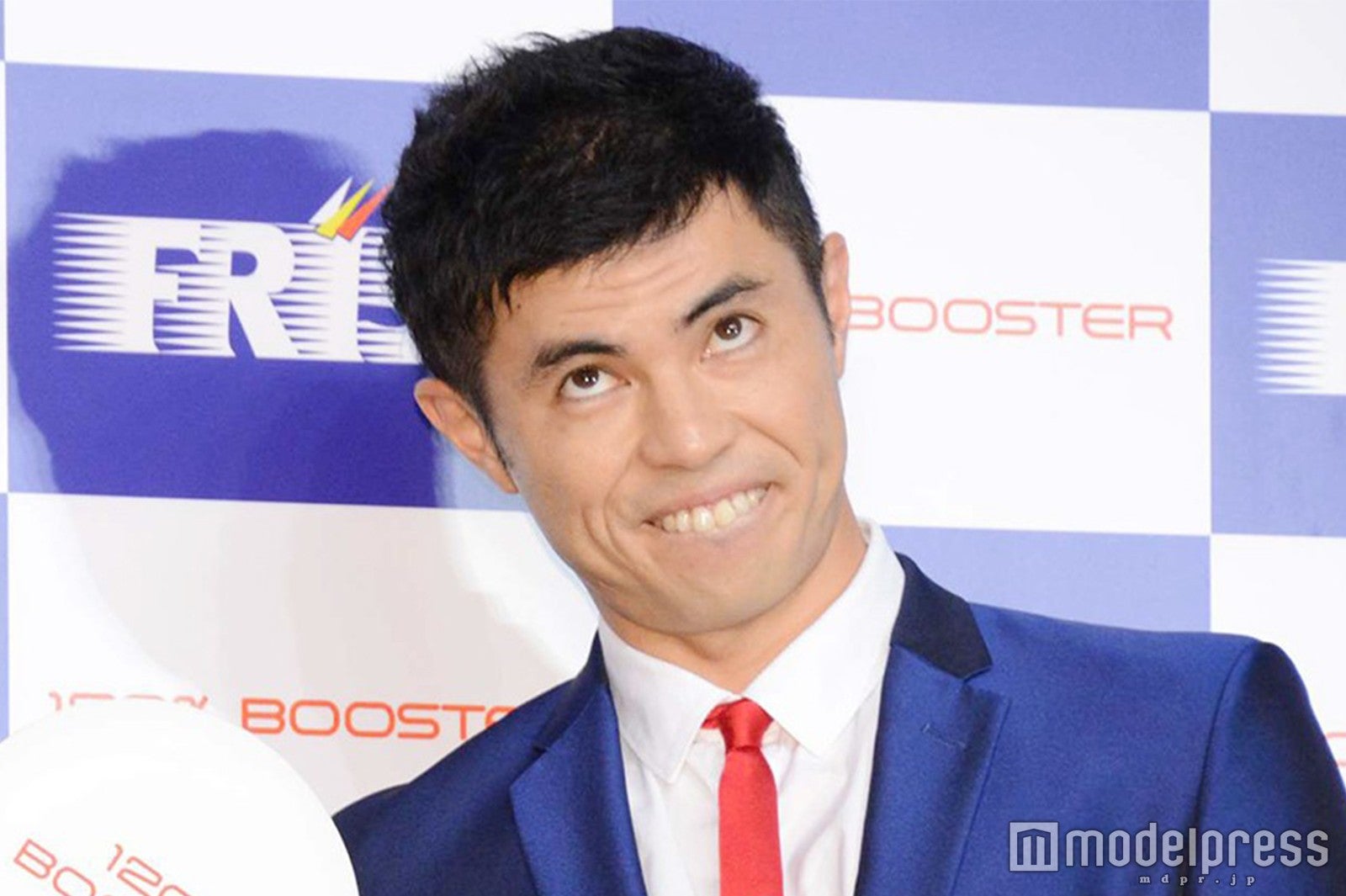 ？　小島よしお（C）モデルプレス