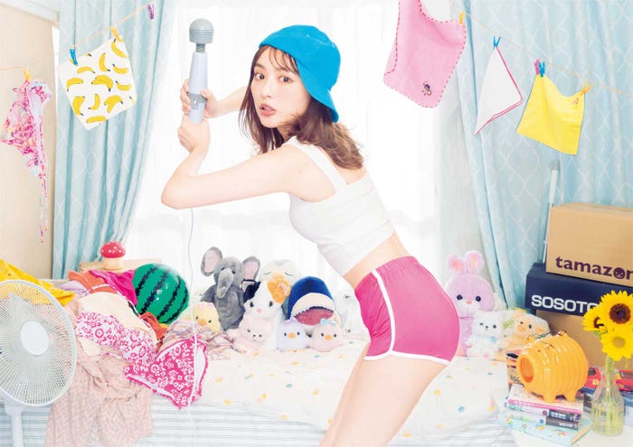 内田理央「来世ではちゃんとします」メインビジュアル(C)「来世ではちゃんとします」製作委員会