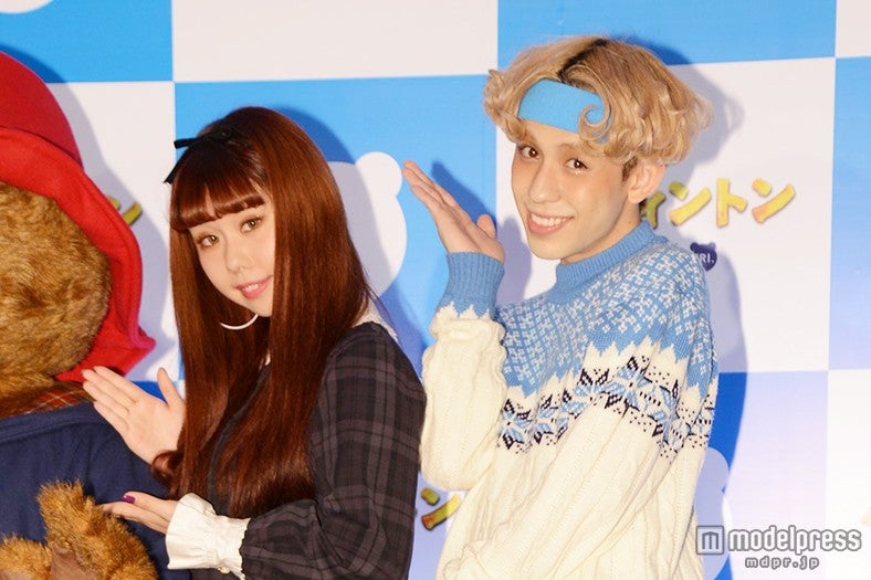 クリスマスの予定を明かしたぺこ（左）＆りゅうちぇる【モデルプレス】