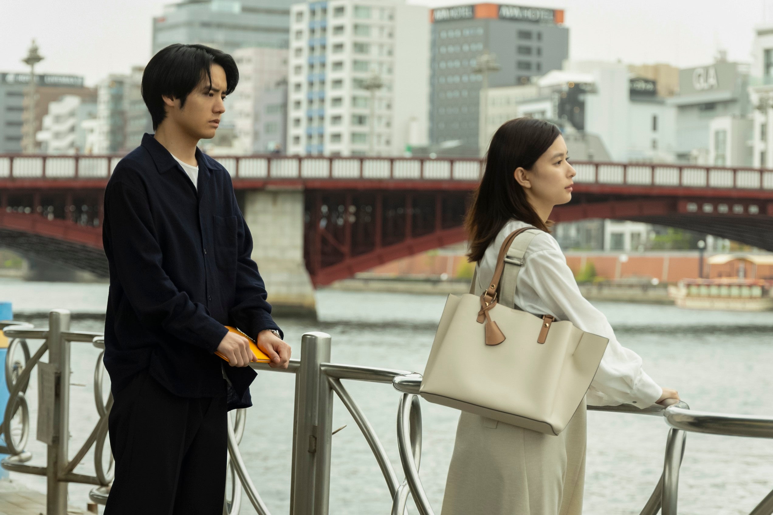 赤楚衛二、芳根京子「Re:リベンジ-欲望の果てに-」第9話より（C）フジテレビ