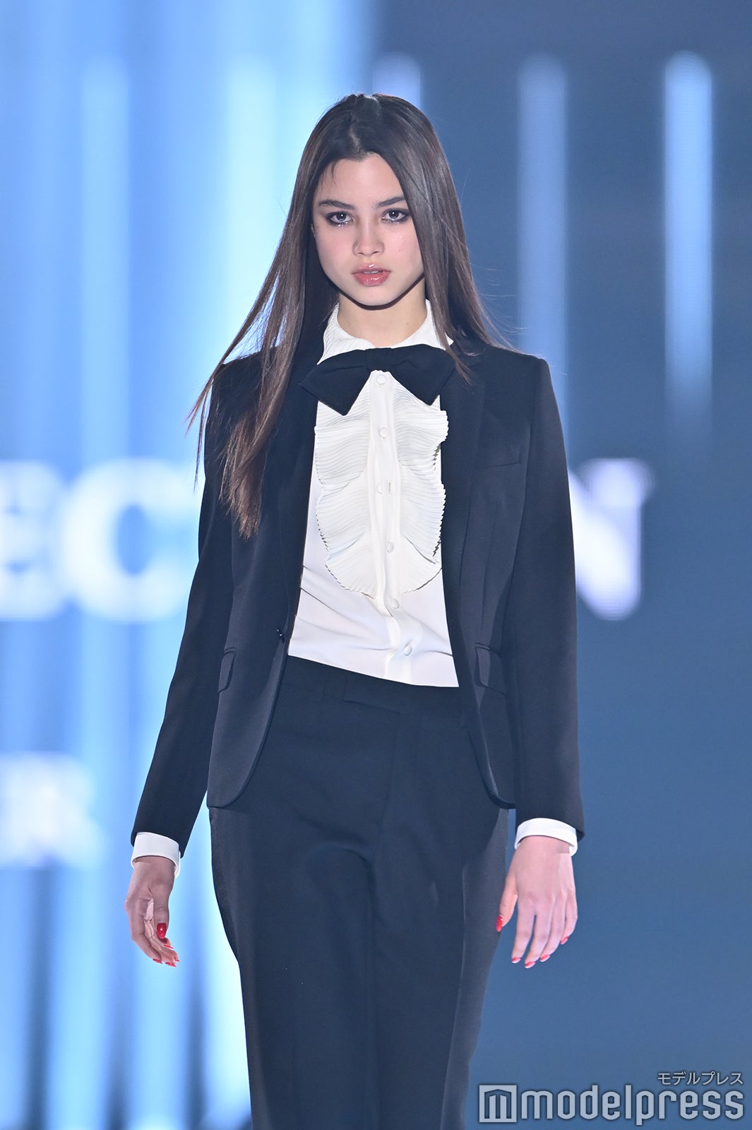 （C）モデルプレス