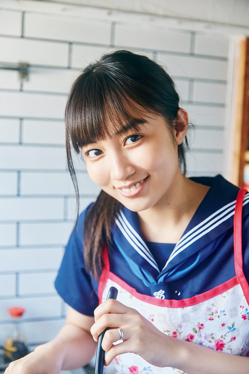 黒木ひかり（C）持田薫、光文社