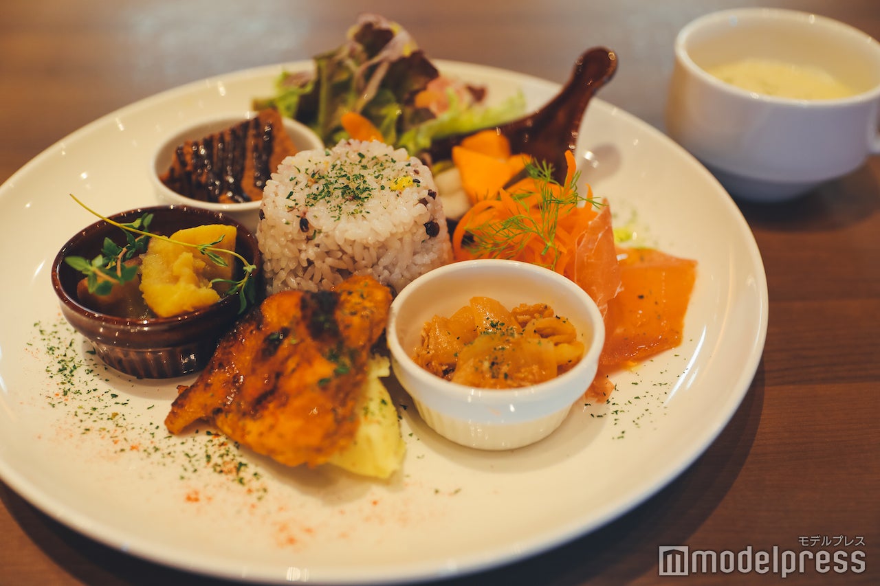 1番人気の「大人のワンプレートランチ」 （C）モデルプレス