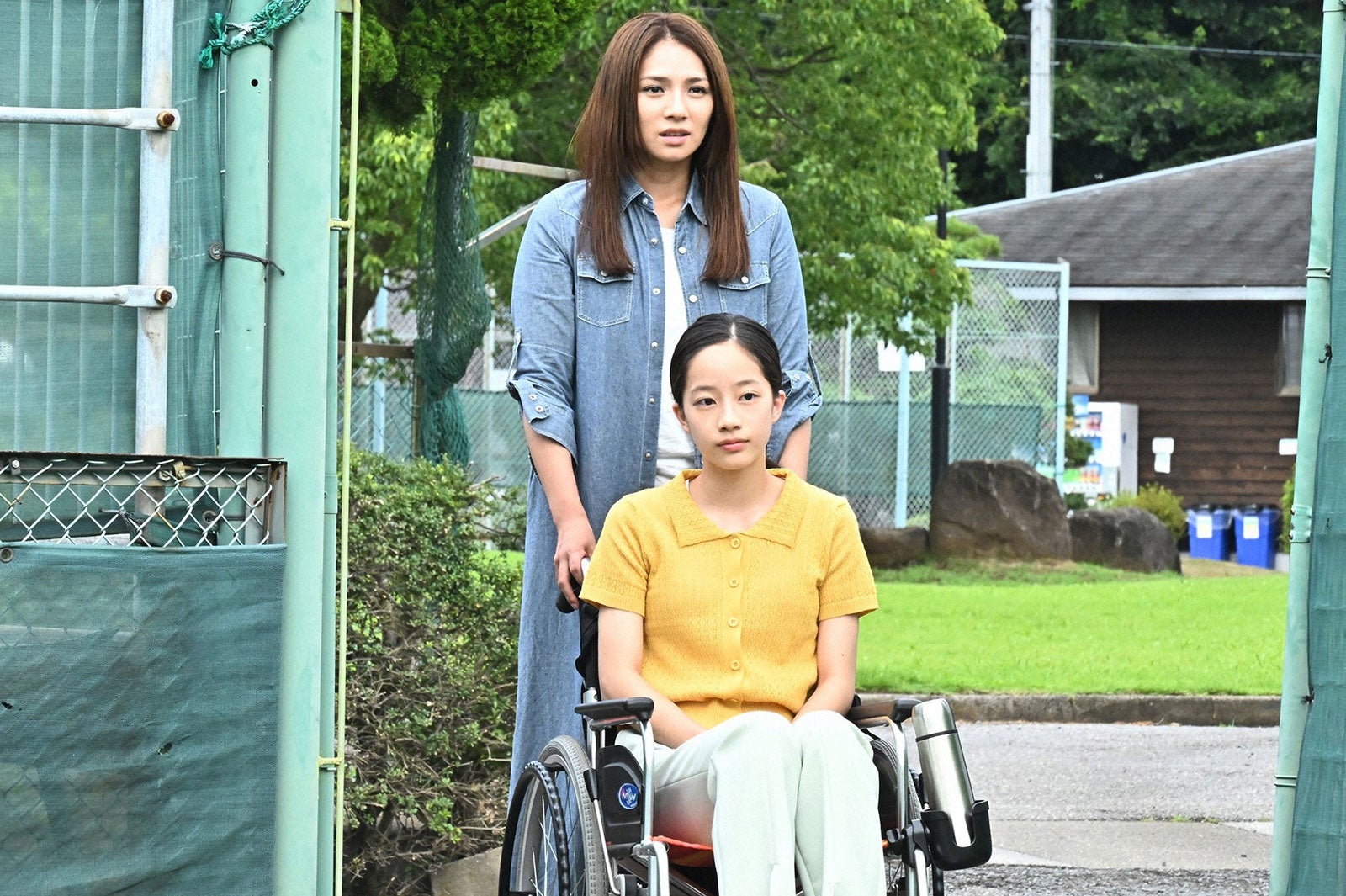 野波麻帆、池端杏慈／「オールドルーキー」第7話より（C）TBS