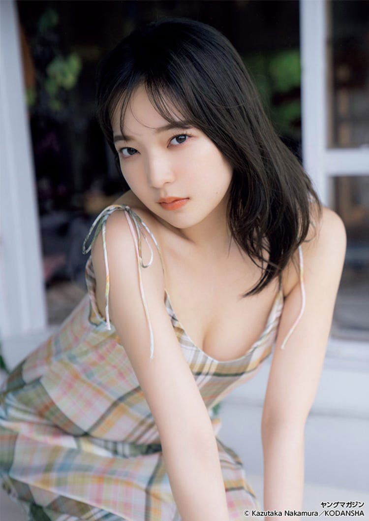 田中芽衣　水着 