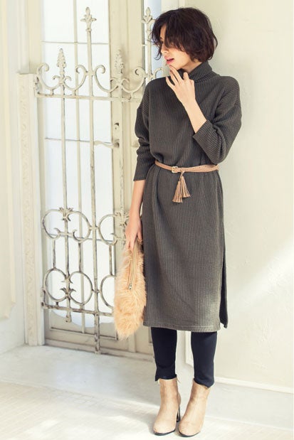 フェイクファークラッチバッグ「Re:EDIT by GALSTAR」2,498円（税込）／画像提供：Re:EDIT by GALSTAR