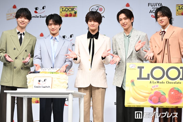 ACEes那須雄登「ついに両想いに」不二家ブランドキャラクター就任に歓喜 ビッグなプレゼントにも笑顔