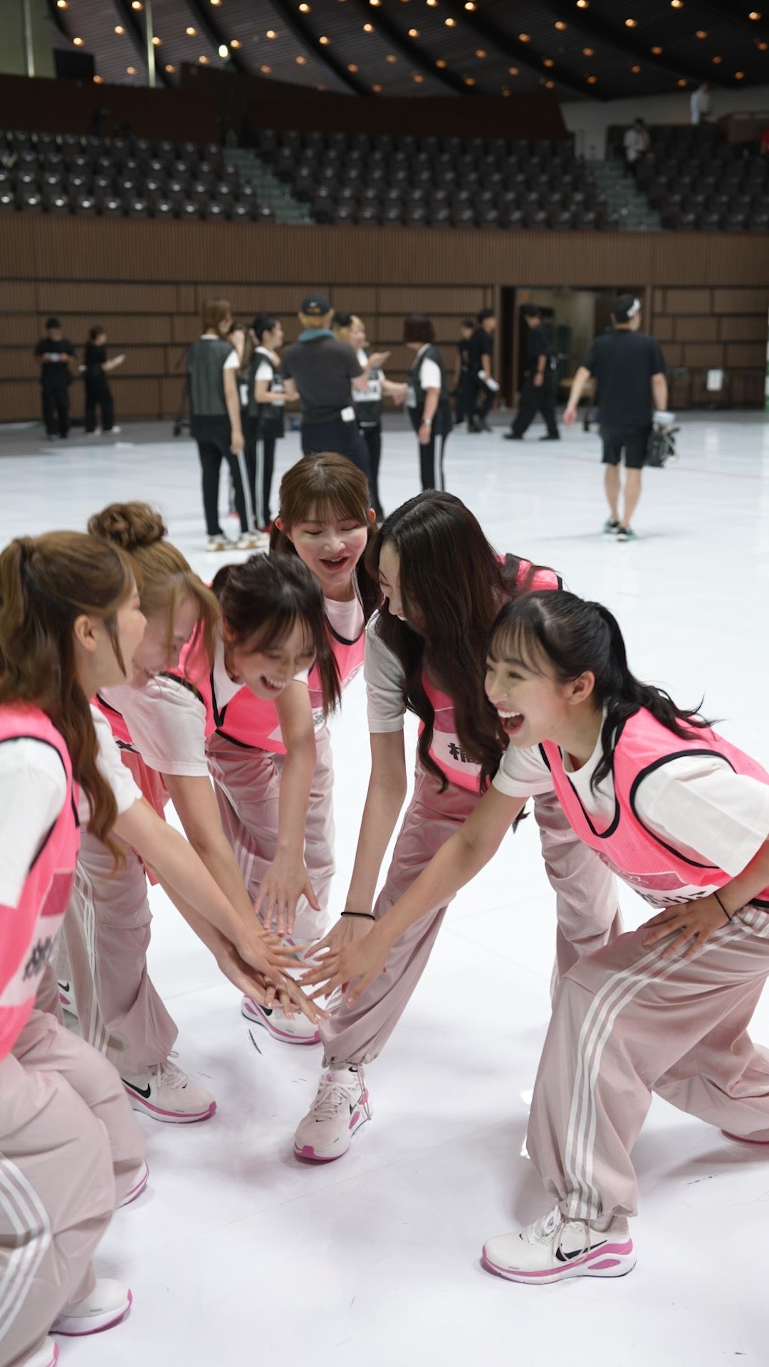 「グラマラス」（提供写真）