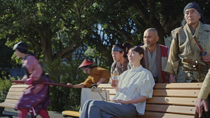 新垣結衣/新CM「わたしの味方」篇より(提供写真)