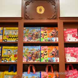 Hollywood Specialty Store(C)モデルプレス