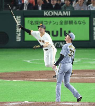 阪神・及川の日本記録がストップ 昨季NPB新記録の18試合連続ホールド達成も今季初登板で泉口に痛恨被弾で勝ち越し許す