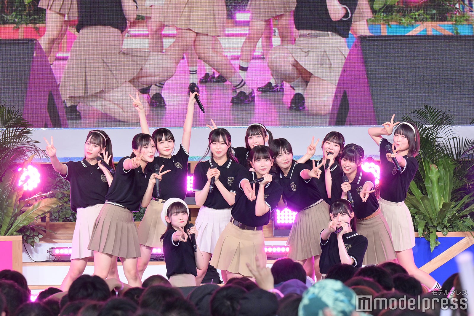 ≒JOY（C）モデルプレス