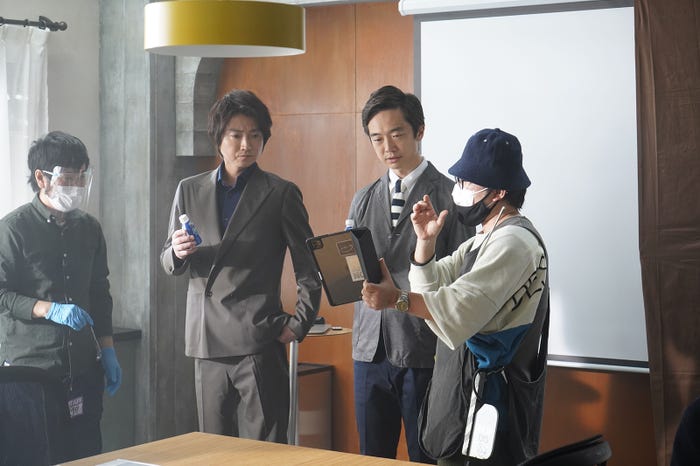 藤原竜也/新CM「プレゼン」篇より(提供写真)