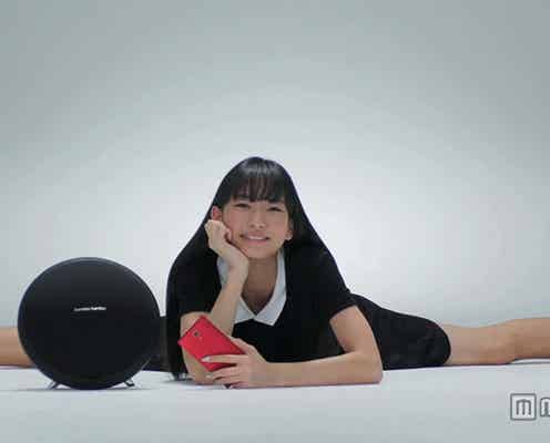 超絶軟体美女×猫サンタの新感覚Xmasソングが「クセになる可愛さ」と話題